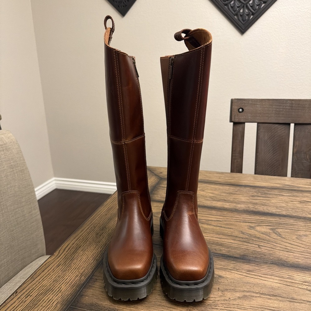 Dr. Martens Amaayah Hi Boots, Tall Riding Boot, Butterscotch - Orleans, US 6 .G4 - Picture 2 of 6